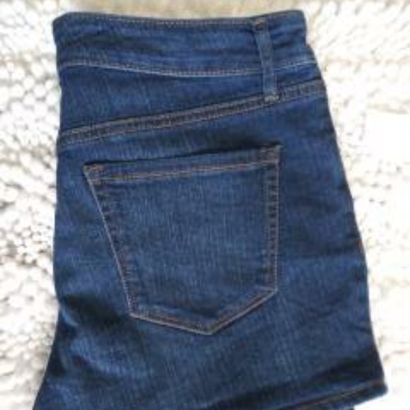 NWT!!! JESSICA SIMPSON Denim Jean Charmer Shorts Women's Size 8/29 - Picture 10 of 13